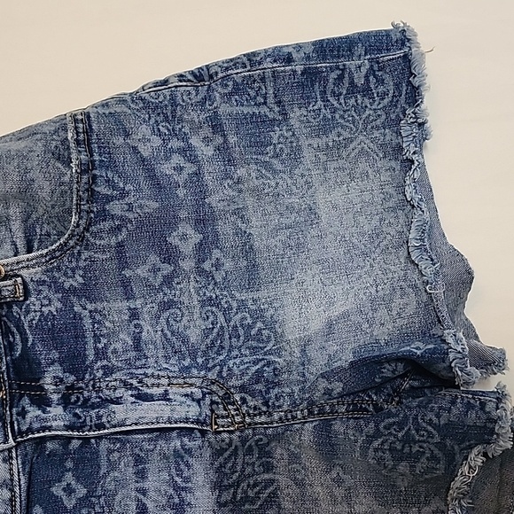 M Jeans By Maurices Denim Jean Shorts Size 8 - Picture 2 of 5